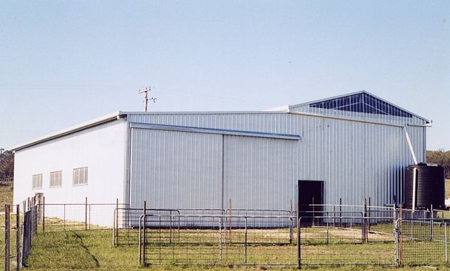 Solar exhaust fan for shed