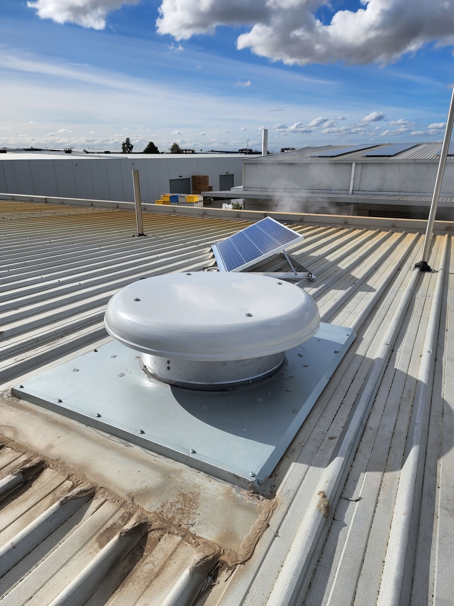 commercial roof ventilator and exhaust fan